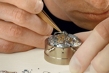 南京欧米茄机械表表带维修