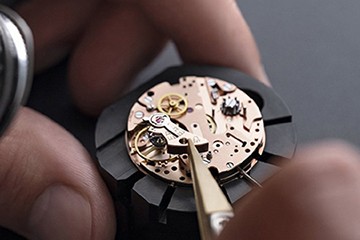 南京欧米茄原厂腕表带维修